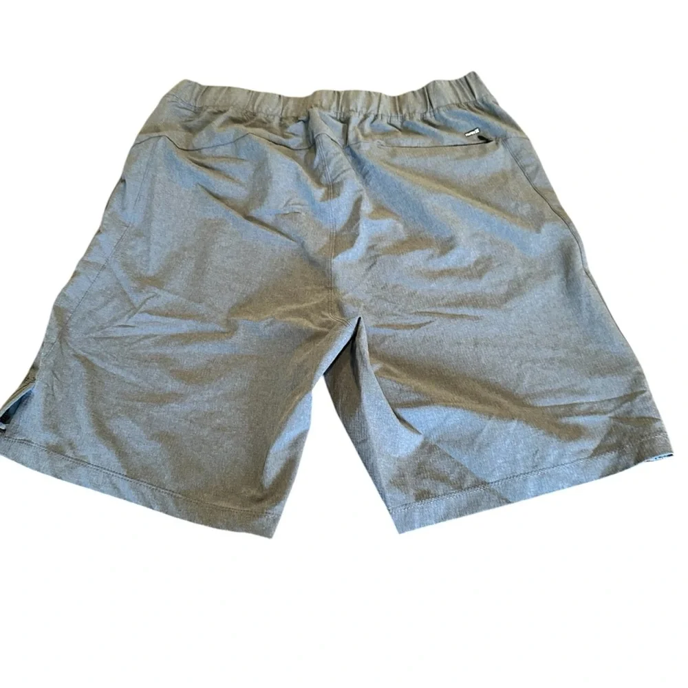 Hurley Men’s Grey Shorts Elastic Waist Size 32
